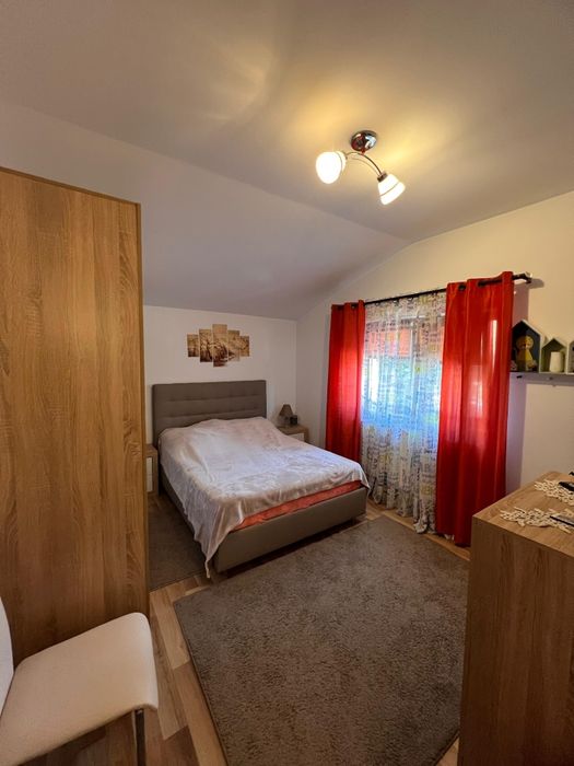 Închiriez casa Constanta