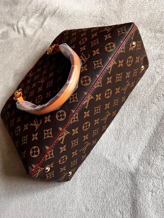 Geanta Louis Vuitton