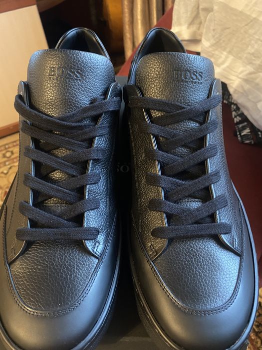 Кроссовки демисезонные