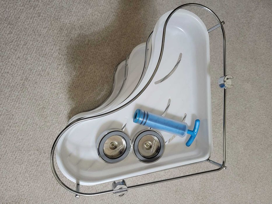 Vand etajera baie- colt, eleganta si utila