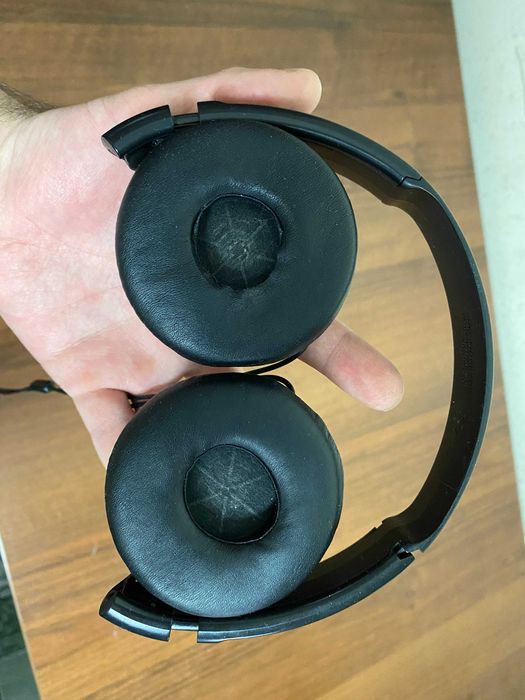 Наушники Sony MDR-ZX110