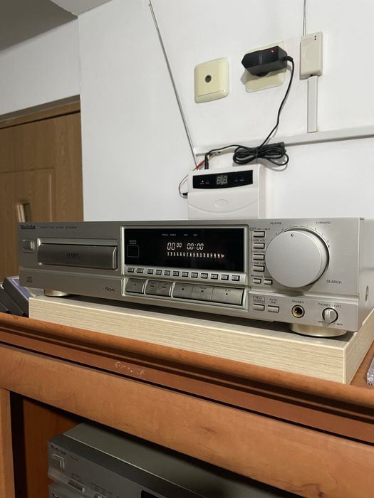 Cd player Technics SL PG 520a +Tuner ST G 570