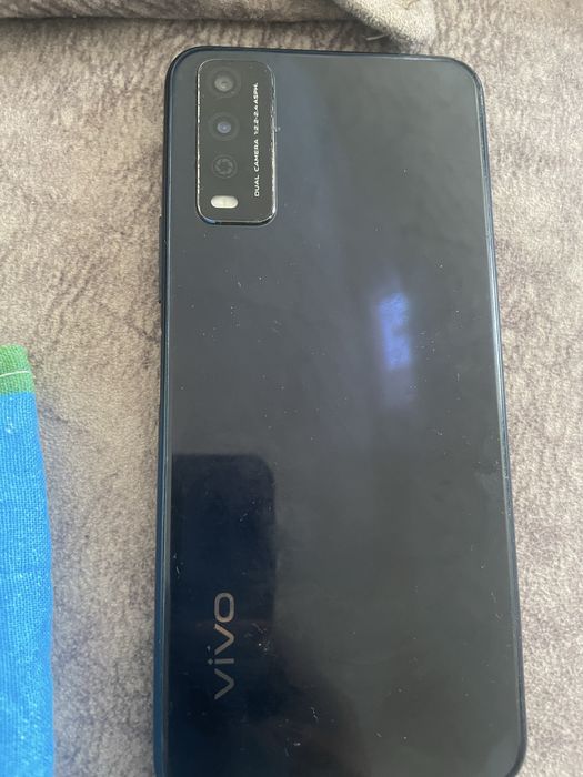 телефон vivo Y20