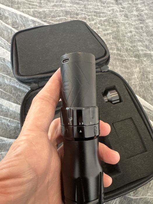 Aparat de tatuat Emalla Grand Wireless Pen