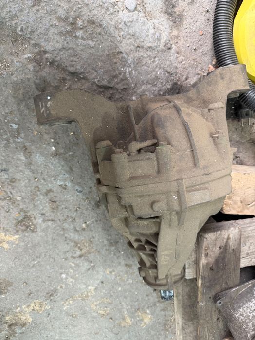 Заден диференциал vw touareg 7p 4.2 tdi 340кс