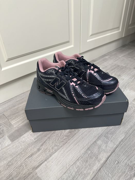 Кроссовки New Balance 1906R