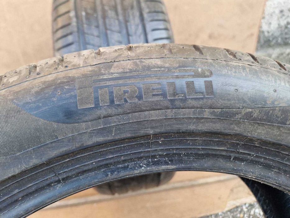 2 Pirelli R19 255/45 Летни гуми  DOT0521