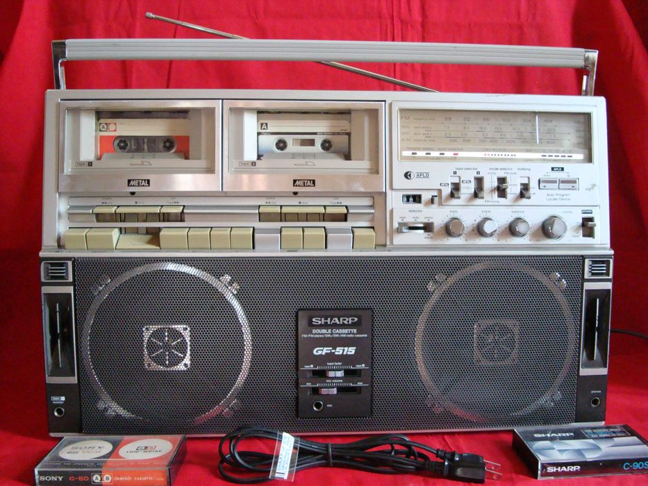 SHARP GF - 515 Z  1982 год  Made in Japan. ORIGINAL Редкий.