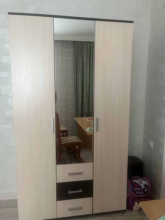 Продается шифоньер