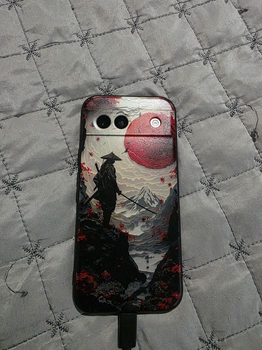 Google pixel 8a, porcelain