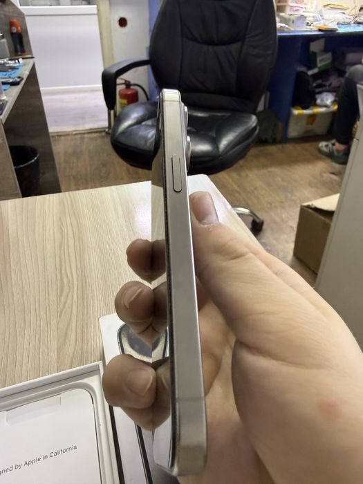 Iphone 15pro идеальное состояние