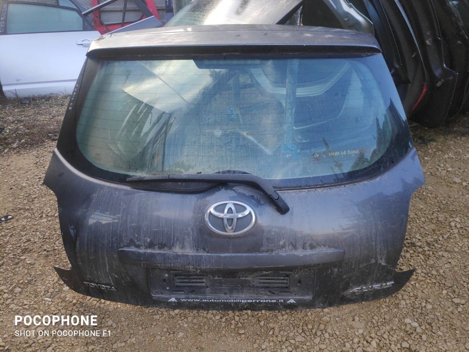 Врата багажник Toyota Auris / Тойота Аурис 2008г.- СЪС ЗАБЕЛЕЖКИ