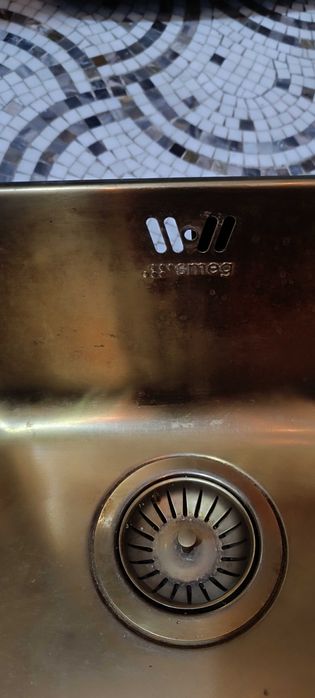 Продам кухонную раковину Smeg