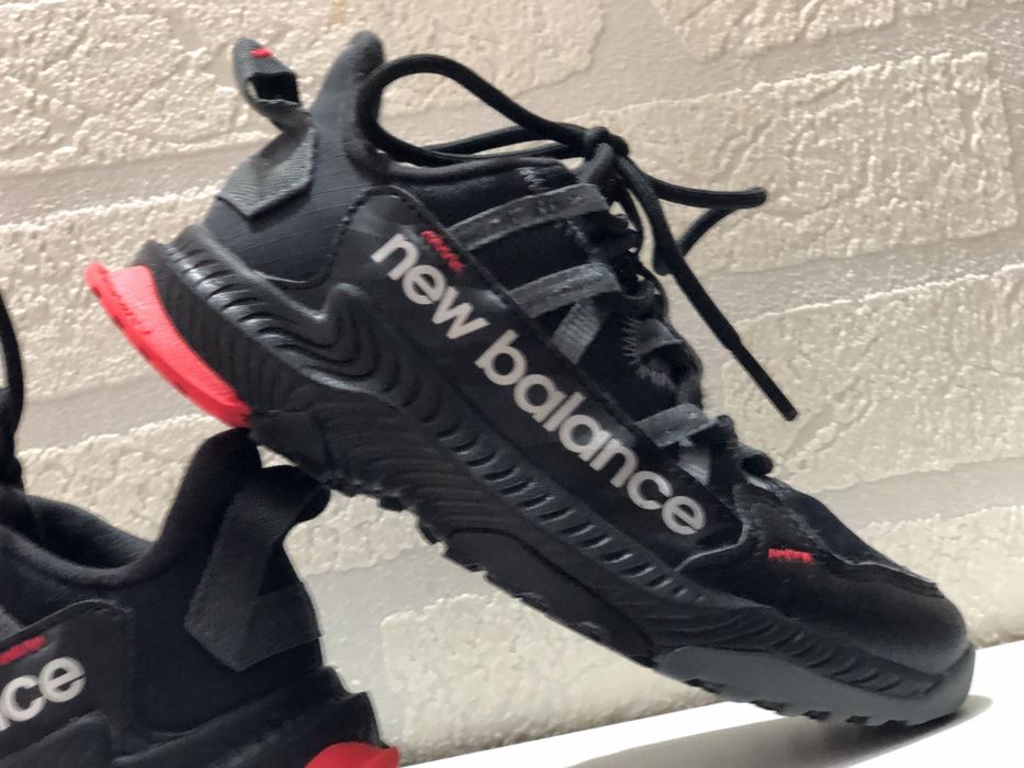 Adidasi New Balance Copii 30