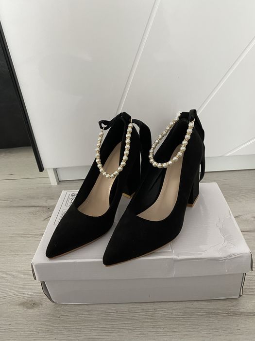 pantofi eleganti noi marimea 35