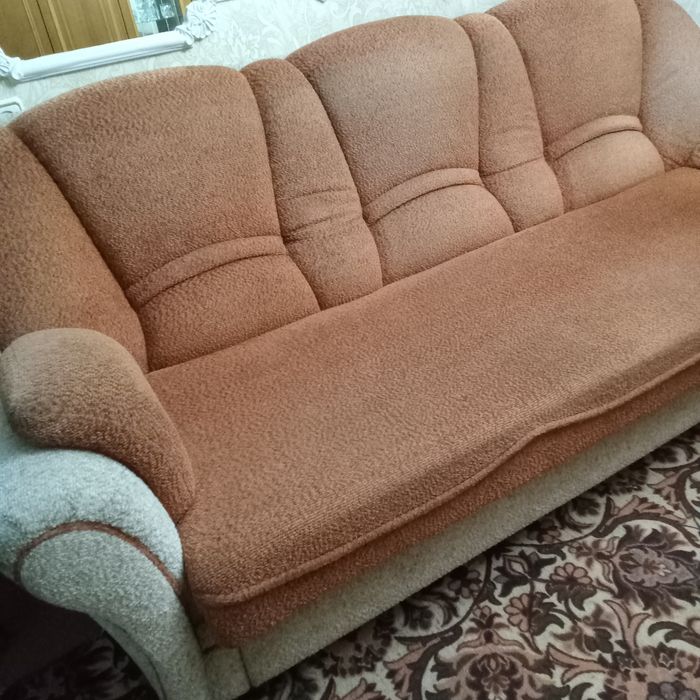 Продам набор мягкой мебели
