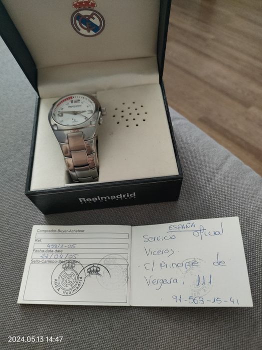 Продам фирменные ручные часы.