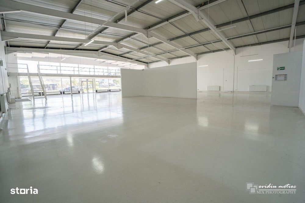 Spatiu comercial cu parcari