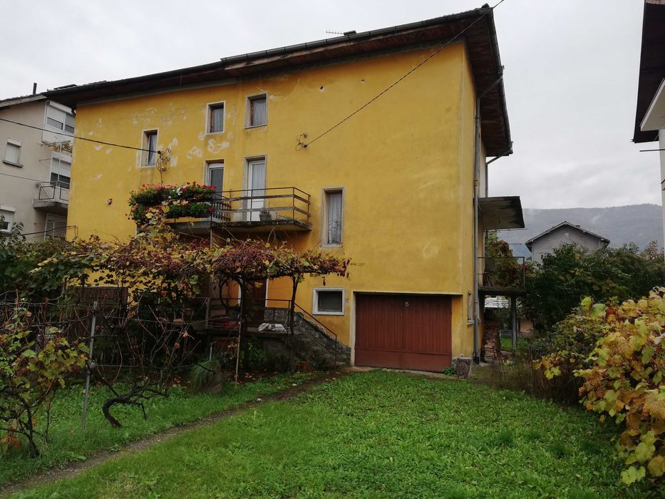 Продава се Къща в с. Жиленци, Област Кюстендил - 240 кв.м за 334 €/кв.м - Снимка #1