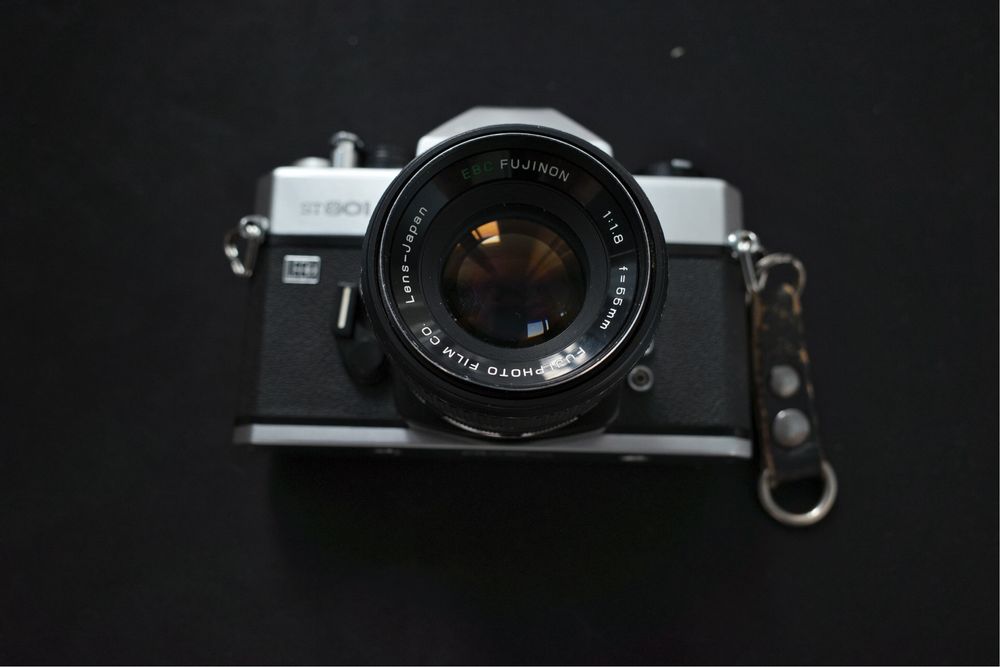 Плёночный фотоаппарат Fujica ST801 + объектив EBC Fujinon 55mm f/1.8