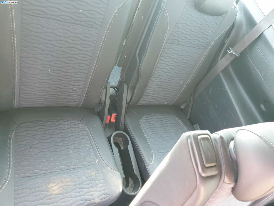 Scaun Scaune Stanga Dreapta Spate Randul 3 Semi Piele Textil Fara Incalzire Opel Zafira C 2011 - 2019 [K4278]