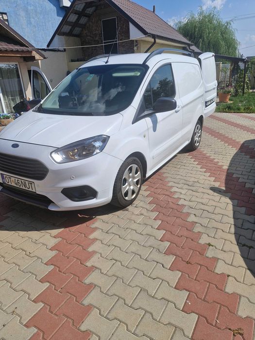 Ford Tranzit Courier