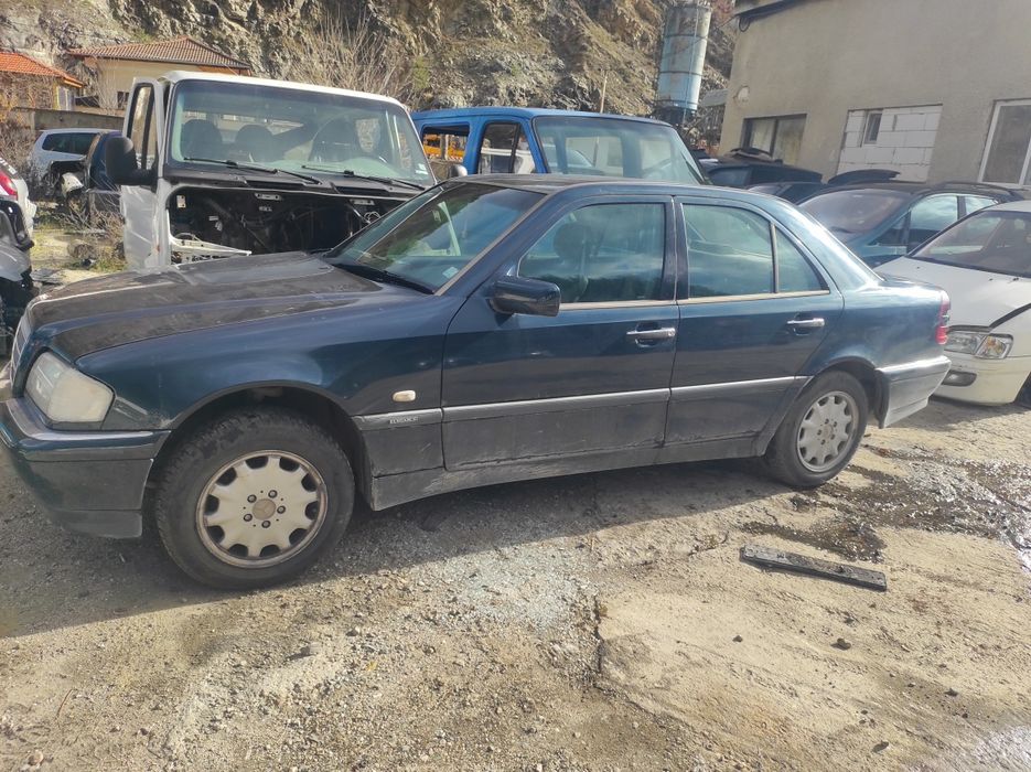 Мерцедес с 200цди mercedes C200cdi на части