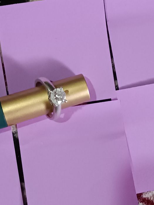 Kumush uzuk holati yaxshi