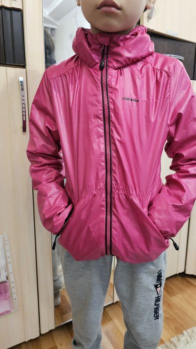 Куртка ветровка на 6-7 лет