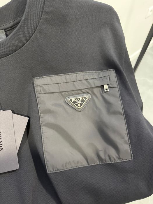 Тениска - Prada Re-nylon