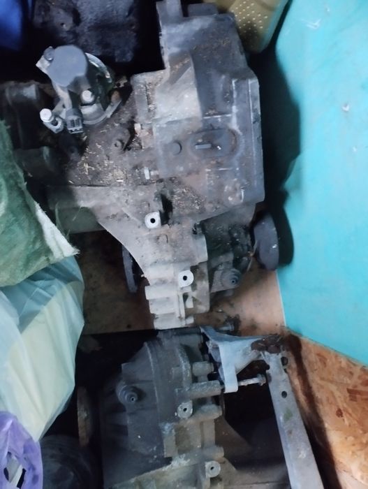 Продам запчасти на Пассат б3.