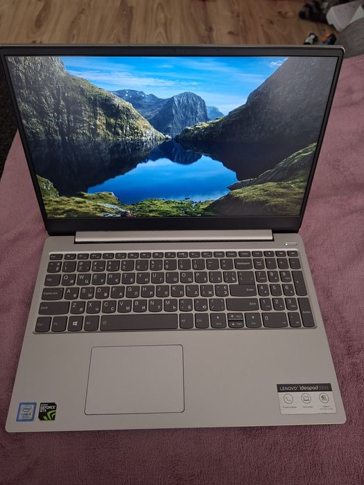 Laptop Lenovo IdeaPad 330S slim/ i5 /8Gb Ram /NVIDIA GTX 1050/ 1TB Stocare