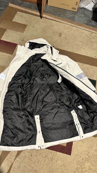 Новые брендовые куртки даром почти