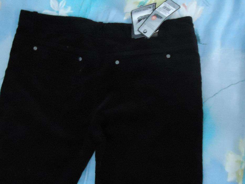 Pantaloni reiati (noi)