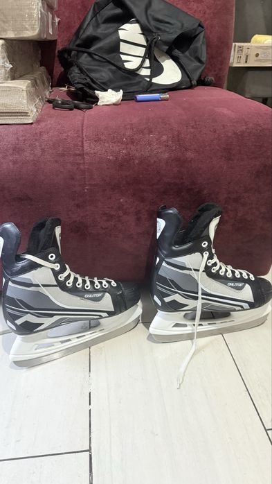 Продам коньки ледорубы 41 размер
