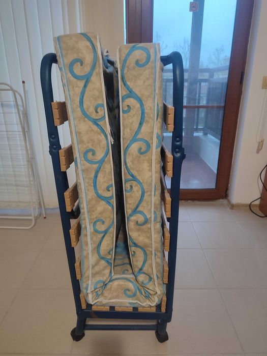 Сгъваемо,походно легло