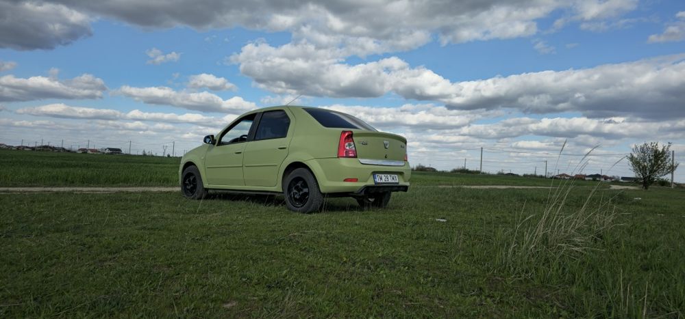 Vand Dacia Logan