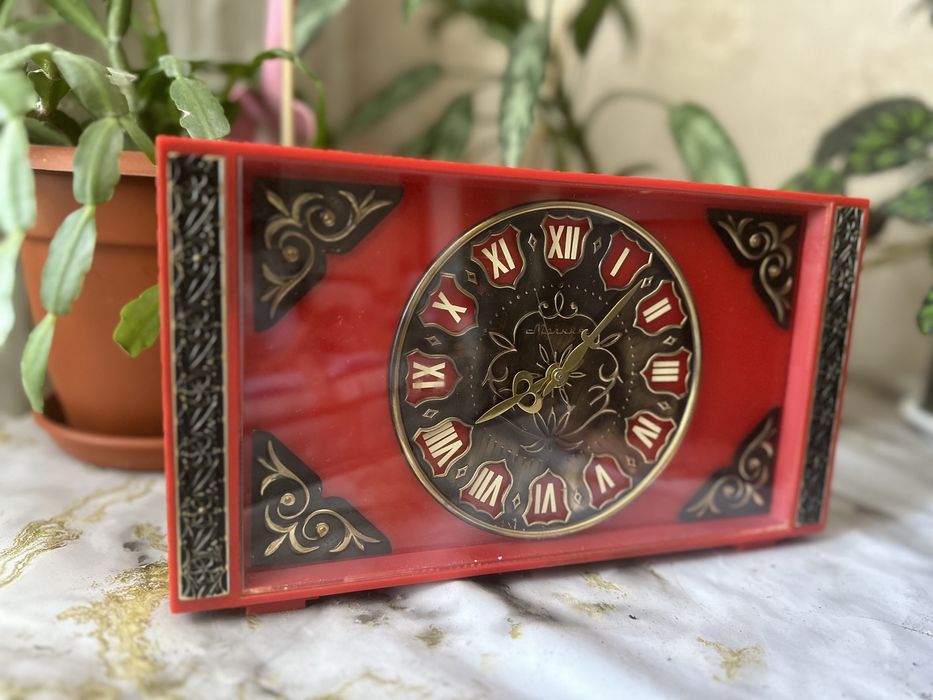 Часы антиквариат