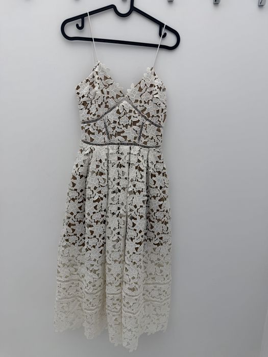 Дантелена рокля Sistaress