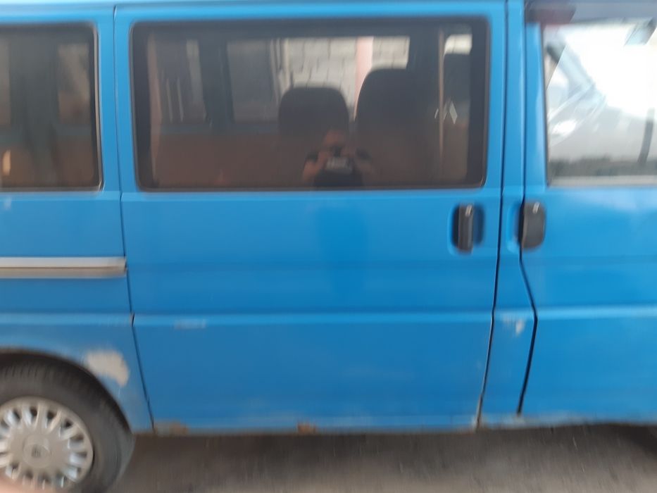 Продам автомобиль Volkswagen Transporter