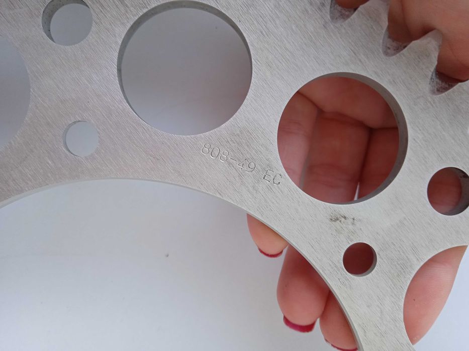 Зъбчатки Suzuki 520 14/49