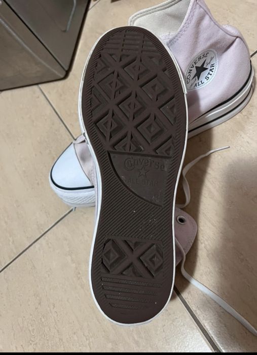 Teniși înalți Converse  All Star marimea 39,5