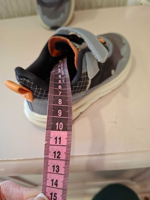 Спортни обувки ZARA  25 номер