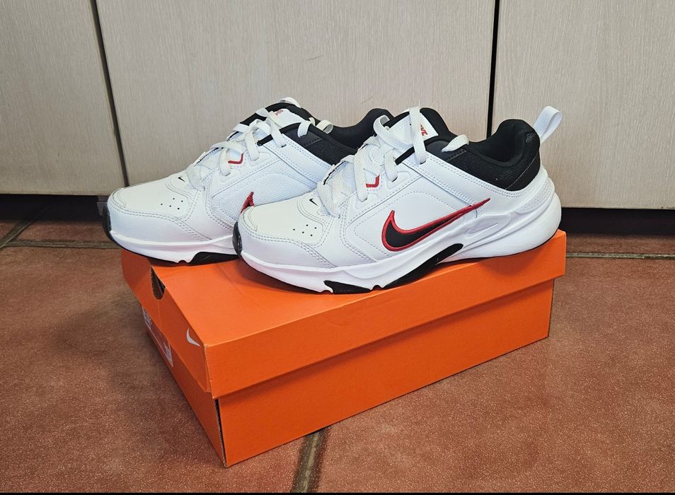Маратонки Nike, номер 41