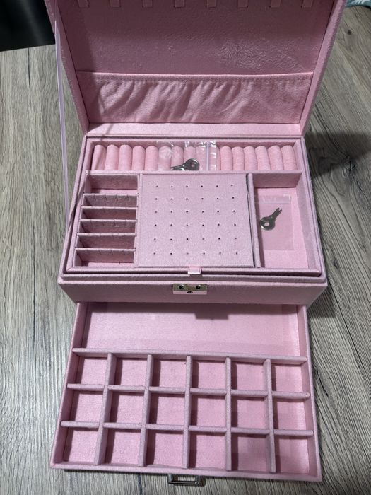 Кутия  за бижута