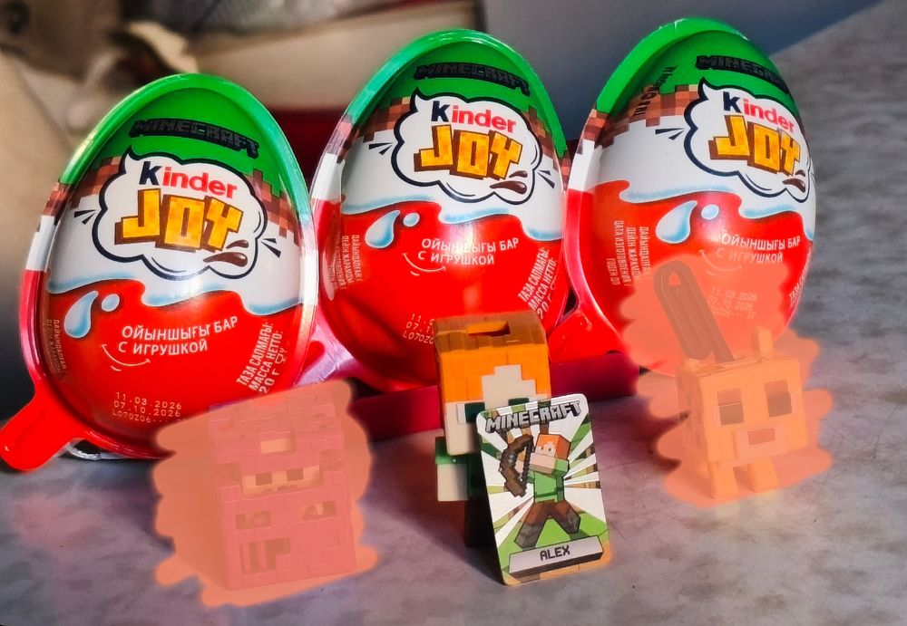 Обменяю или продам игрушки Киндер Майнкрафт