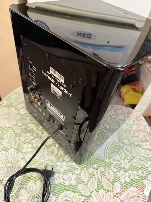 Harman Kardon HKTS-210 subwoofer