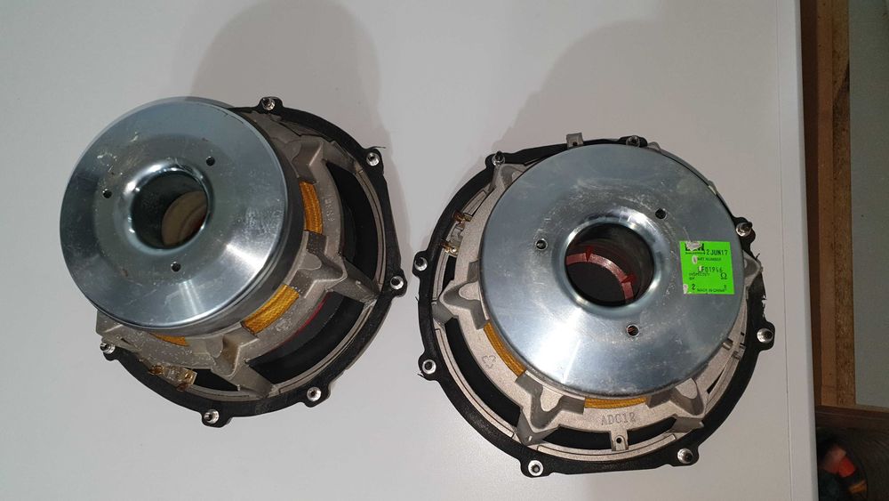 difuzoare subwoofer 10 inch/25cm  Bowers & Wilkins CT SW10