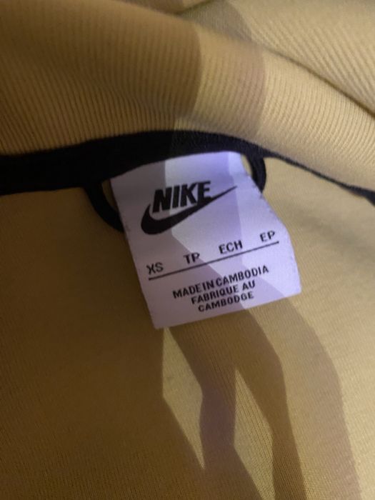 Hanorac Nike Tech Fleece Original - Modelul Vechi (Old Season) - Mărimea XS
