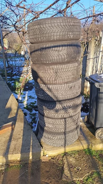 Vând jante+7 cauciucuri ms 235/50/17